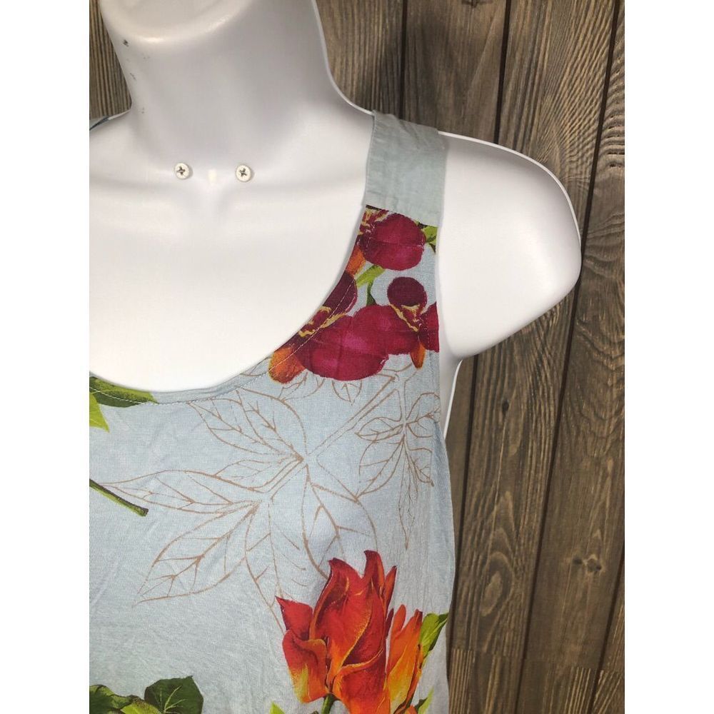 One September size Medium top - Picture 2 of 4